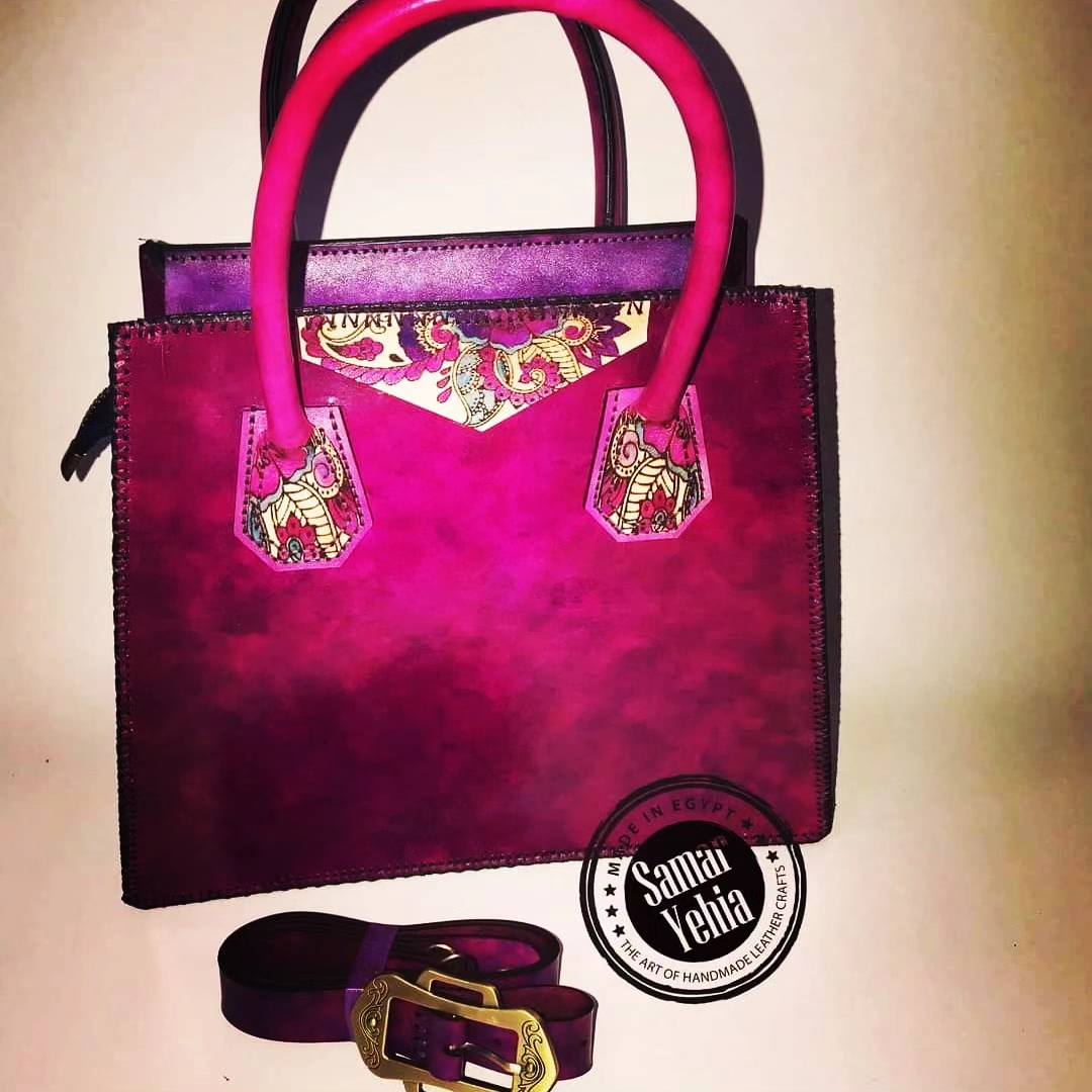 شنط هاند ميد جلد طبيعى